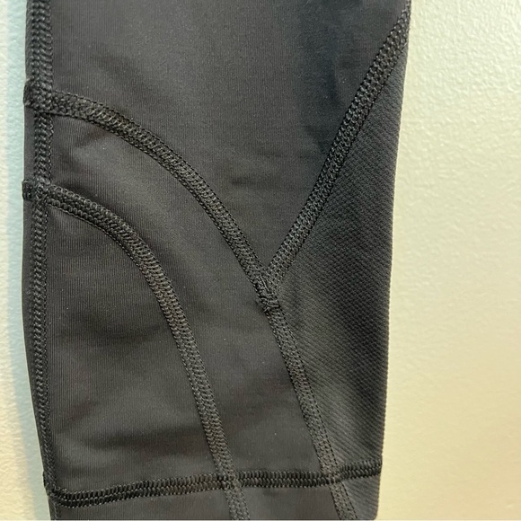 Lululemon Pants Black Cropped Leggings Floral Waist Band Yoga Running Logo Sz 4 - Picture 6 of 10
